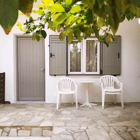 Pension Nikolas Skiathos Town Exterior foto